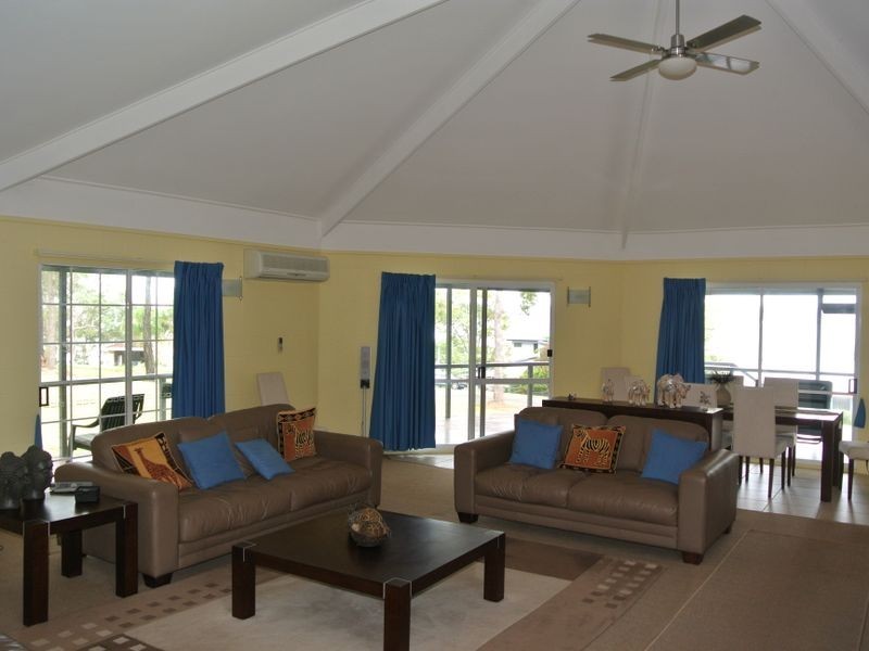 76 Beelong Street, Macleay Island QLD 4184