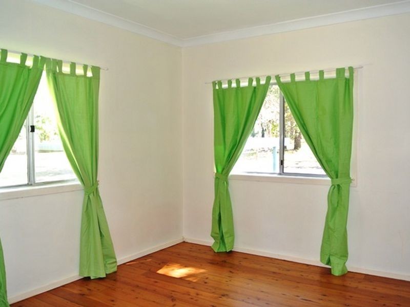22 Tingara St, Macleay Island QLD 4184