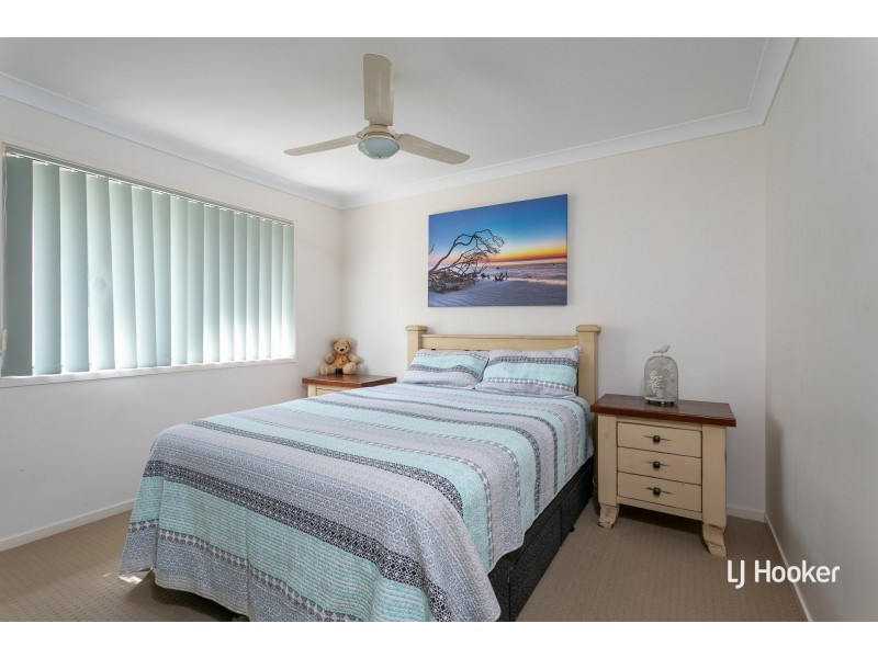 27 Shaw Place, Redland Bay QLD 4165