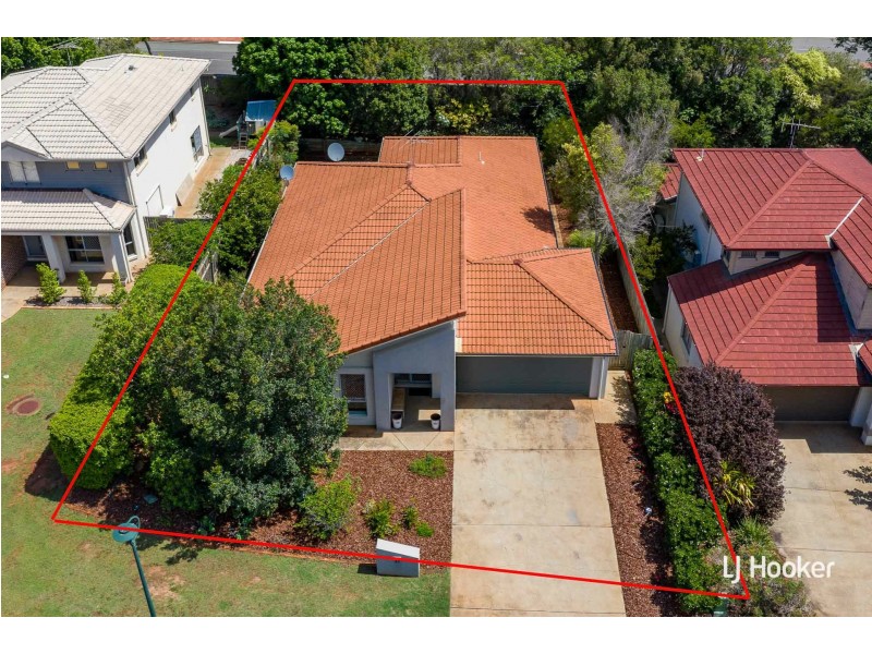 27 Shaw Place, Redland Bay QLD 4165