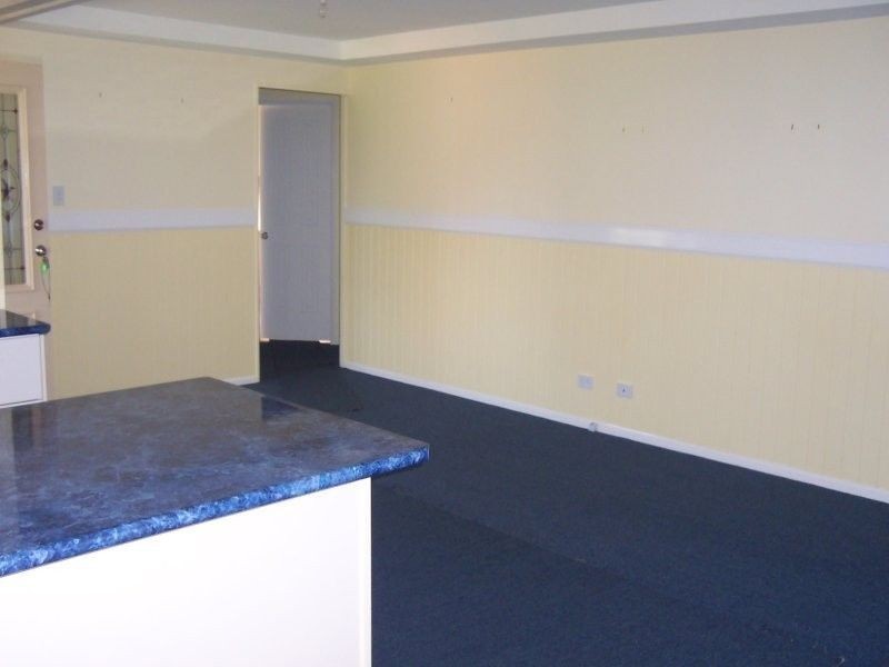 10 Granadilla Street, Macleay Island QLD 4184