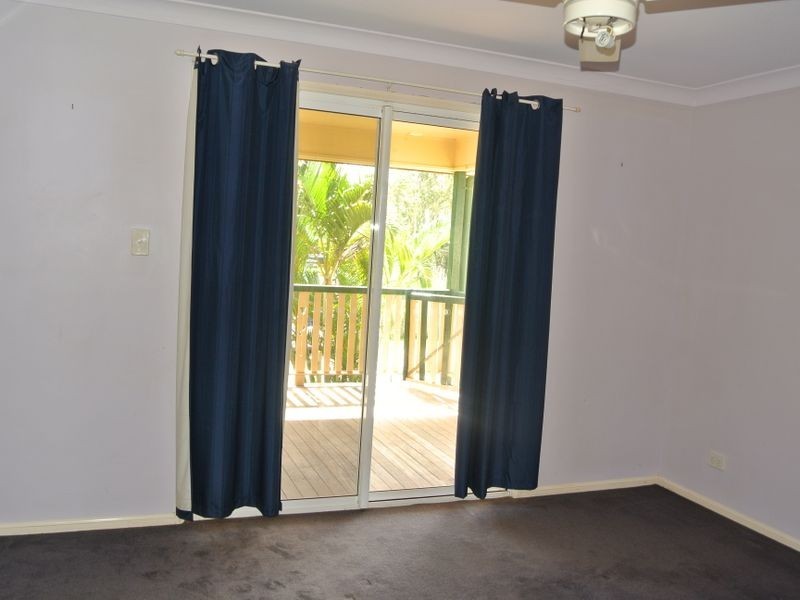 10 Granadilla Street, Macleay Island QLD 4184