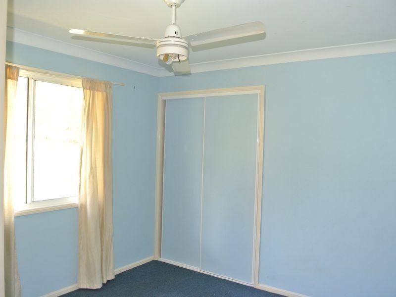 10 Granadilla Street, Macleay Island QLD 4184