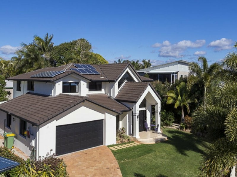 24 The Rampart, Redland Bay QLD 4165