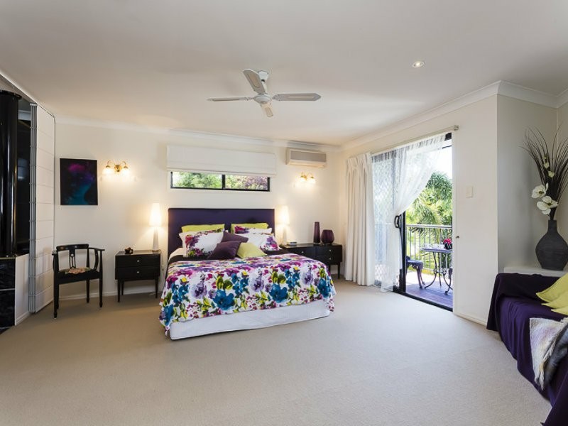 24 The Rampart, Redland Bay QLD 4165