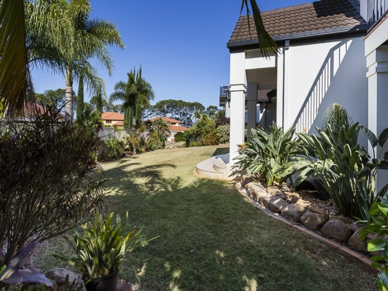 24 The Rampart, Redland Bay QLD 4165