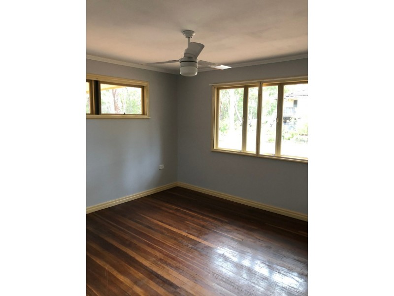 6 Glenfield Avenue, Russell Island QLD 4184