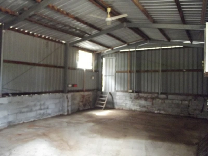 23 Panaroo Street, Macleay Island QLD 4184