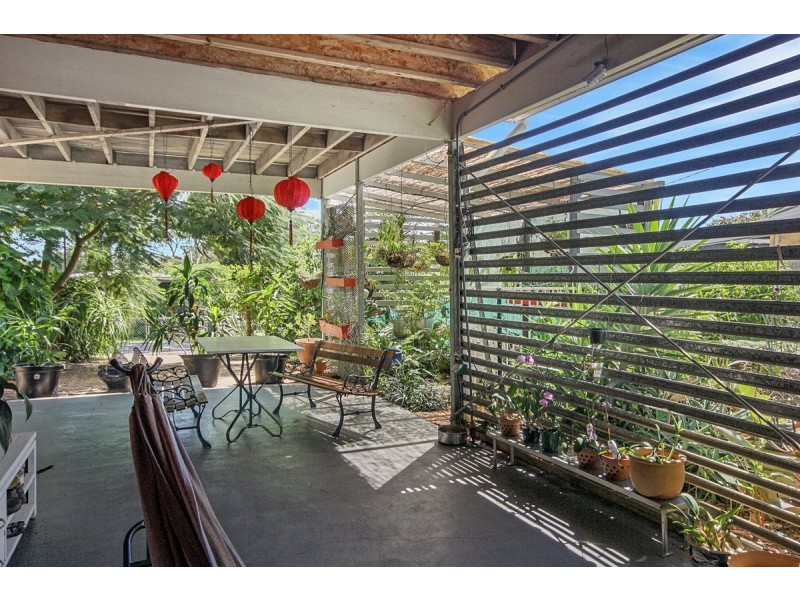 74 PERULPA DR, Lamb Island QLD 4184