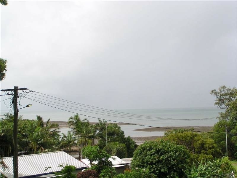 74 PERULPA DR, Lamb Island QLD 4184