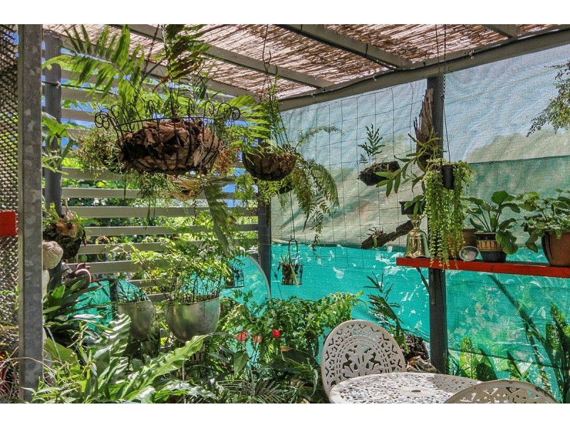 74 PERULPA DR, Lamb Island QLD 4184