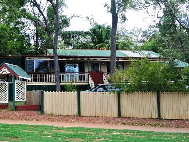 41 Cooee Cres, Macleay Island QLD 4184