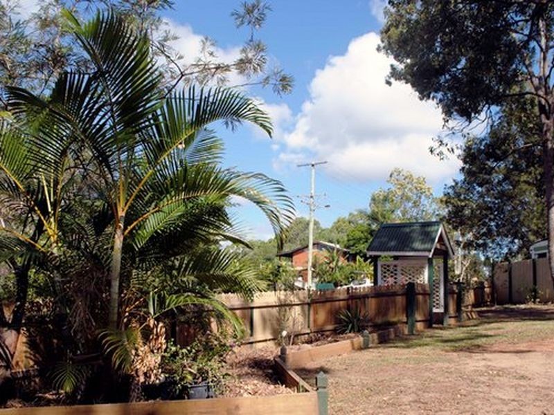 41 Cooee Cres, Macleay Island QLD 4184