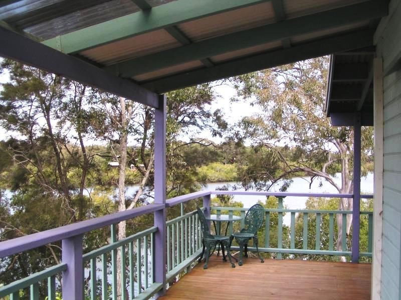 30 Deviot Street, Macleay Island QLD 4184