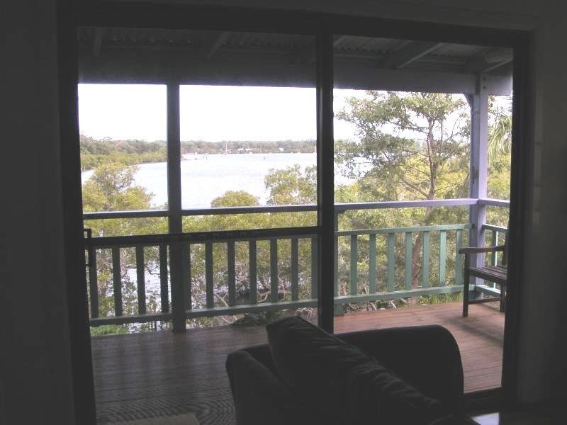 30 Deviot Street, Macleay Island QLD 4184