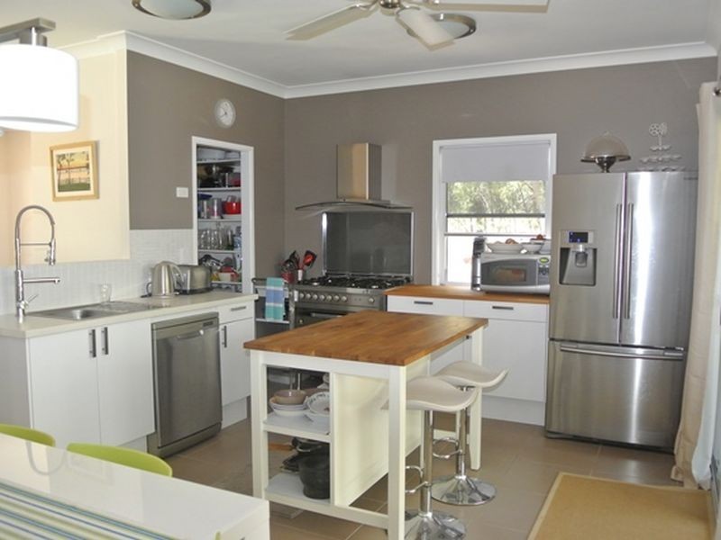 14 Leanne, Macleay Island QLD 4184