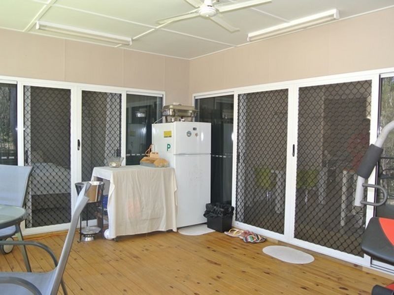 14 Leanne, Macleay Island QLD 4184