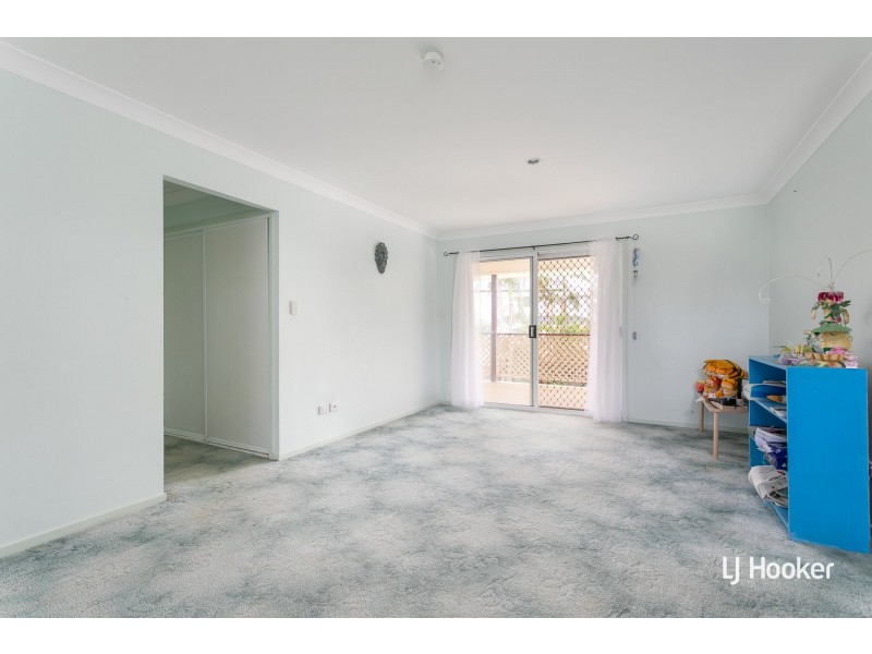 5 Robert Court, Redland Bay QLD 4165