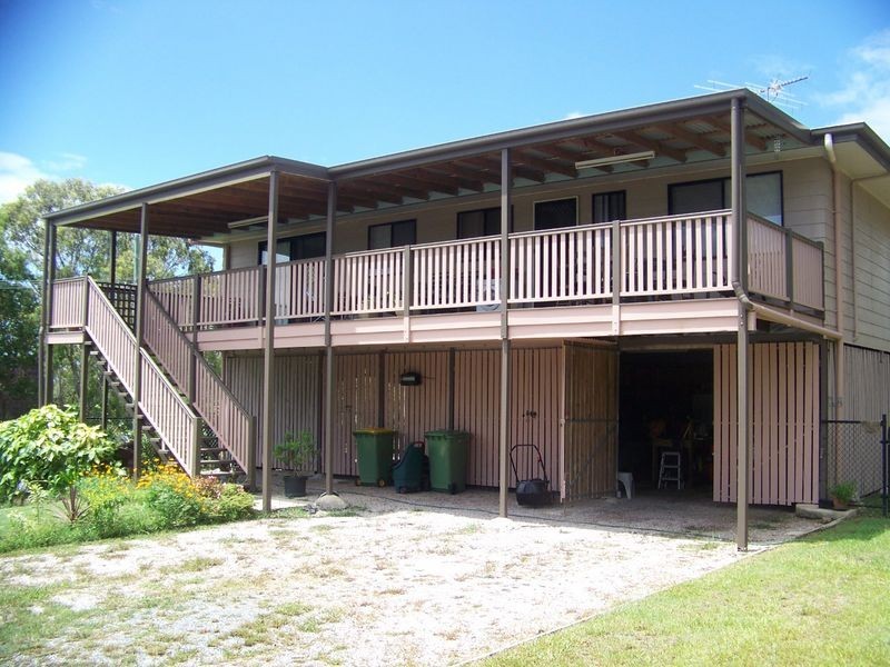 7 Koonwarra St, Macleay Island QLD 4184