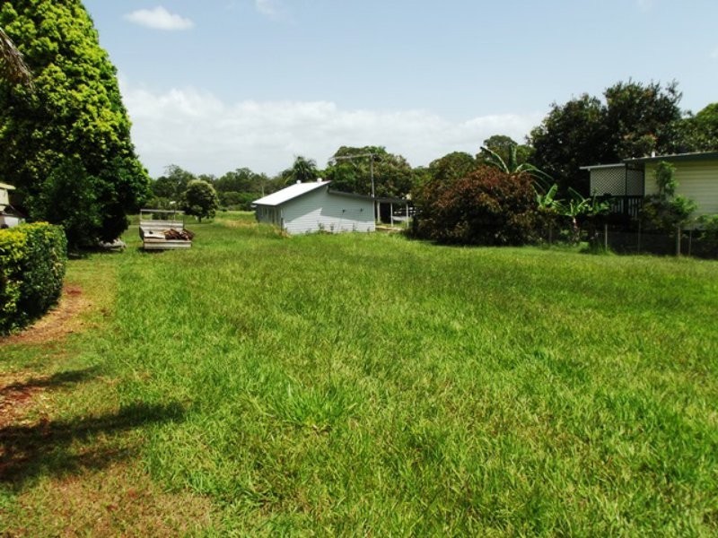 13 Bahah Street, Macleay Island QLD 4184