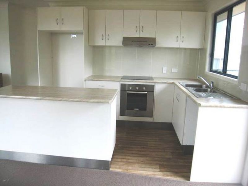 52 Eastbourne Terrace, Macleay Island QLD 4184