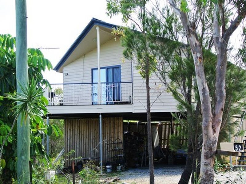 52 Eastbourne Terrace, Macleay Island QLD 4184