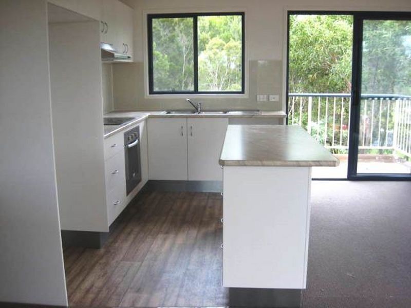 52 Eastbourne Terrace, Macleay Island QLD 4184