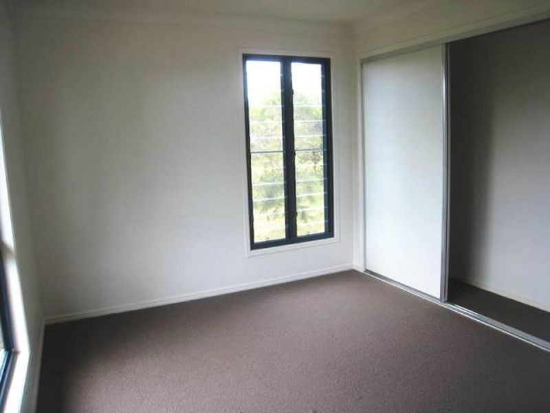 52 Eastbourne Terrace, Macleay Island QLD 4184