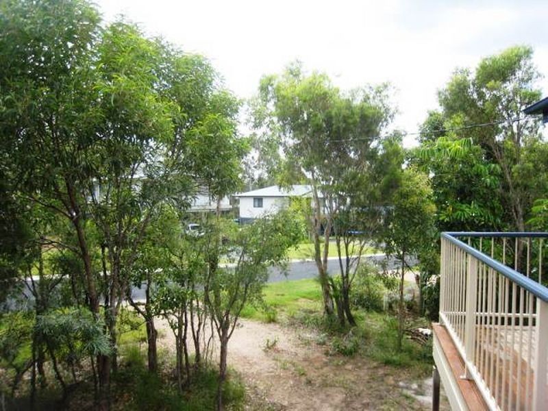 52 Eastbourne Terrace, Macleay Island QLD 4184