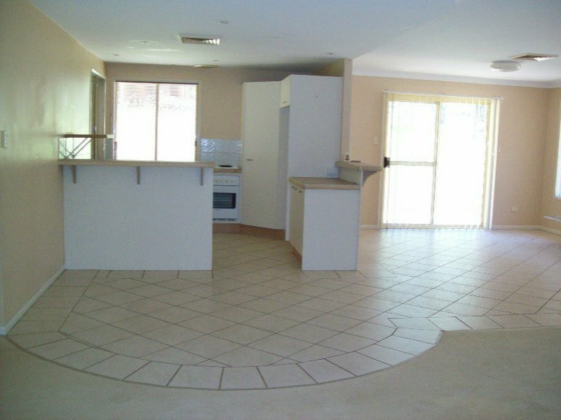 40 Coondooroopa Drive, Macleay Island QLD 4184