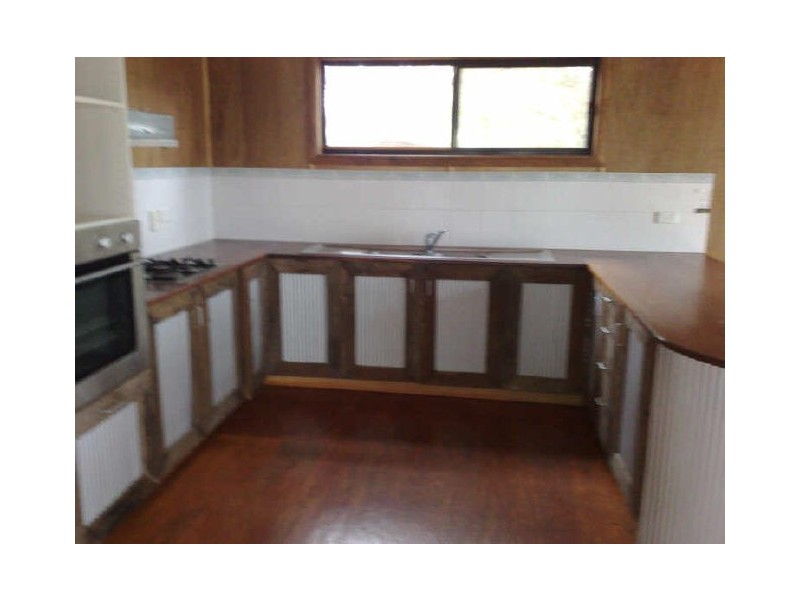 94-96 Western Road, Macleay Island QLD 4184