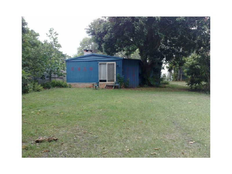 94-96 Western Road, Macleay Island QLD 4184