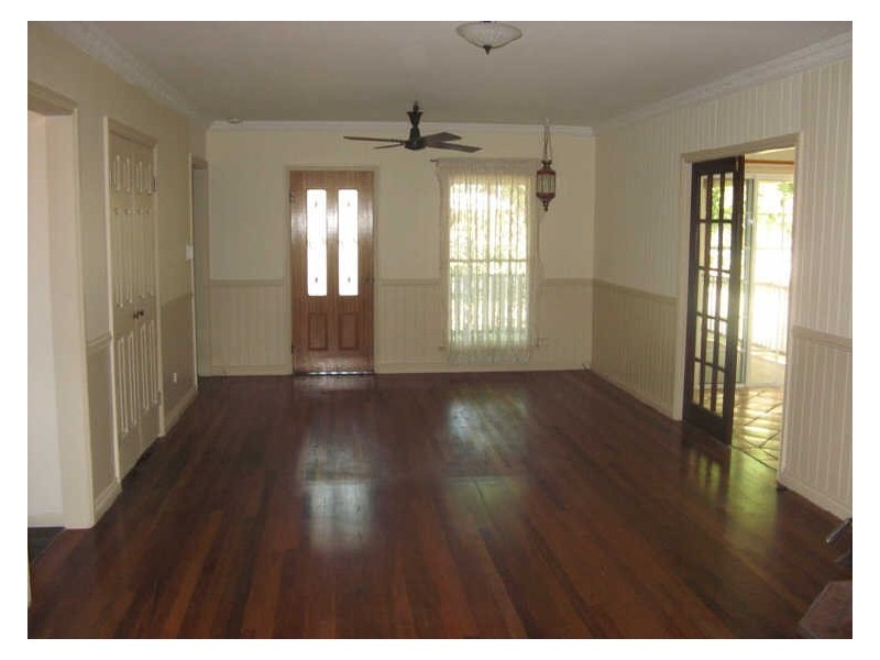 28 Vine Street, Macleay Island QLD 4184