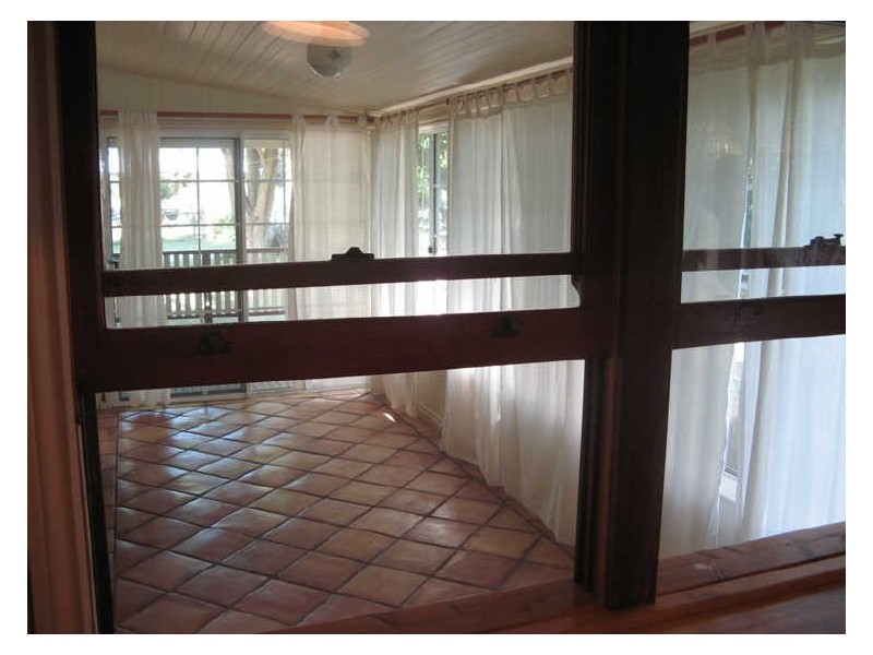 28 Vine Street, Macleay Island QLD 4184