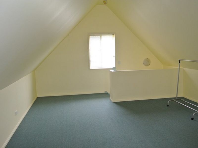 10 Flora, Lamb Island QLD 4184