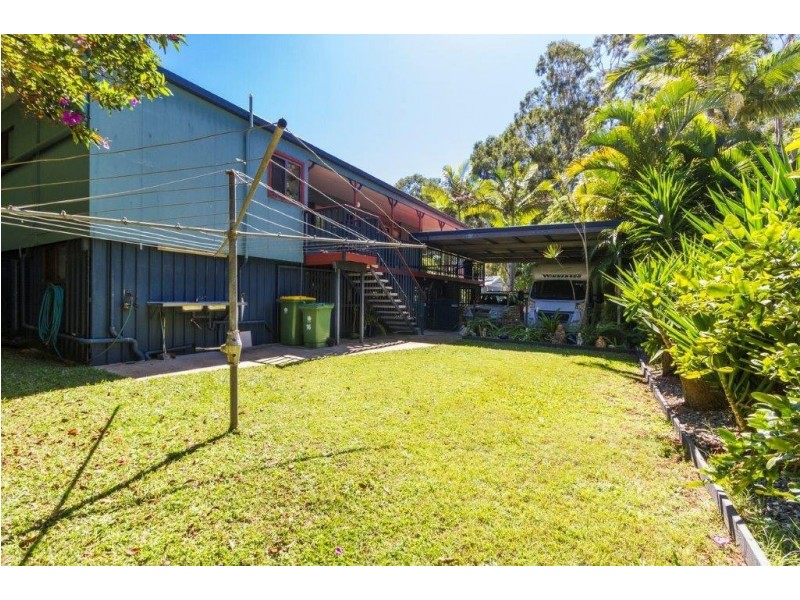 16 Noyes parade, Karragarra Island QLD 4184