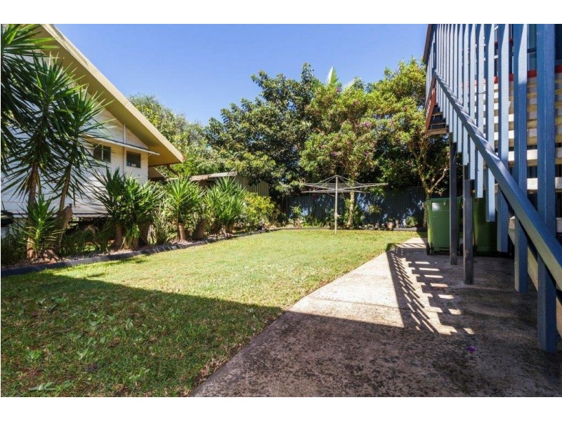 16 Noyes parade, Karragarra Island QLD 4184