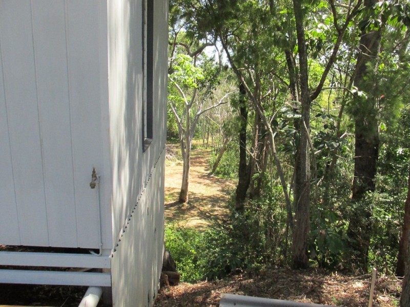 29 Cliff Terrace, Macleay Island QLD 4184