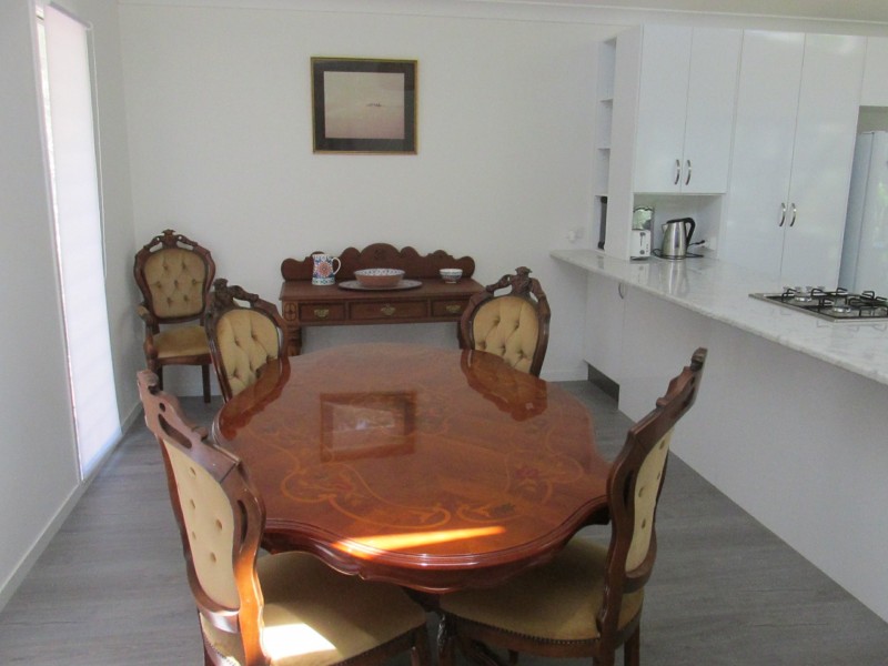 29 Cliff Terrace, Macleay Island QLD 4184