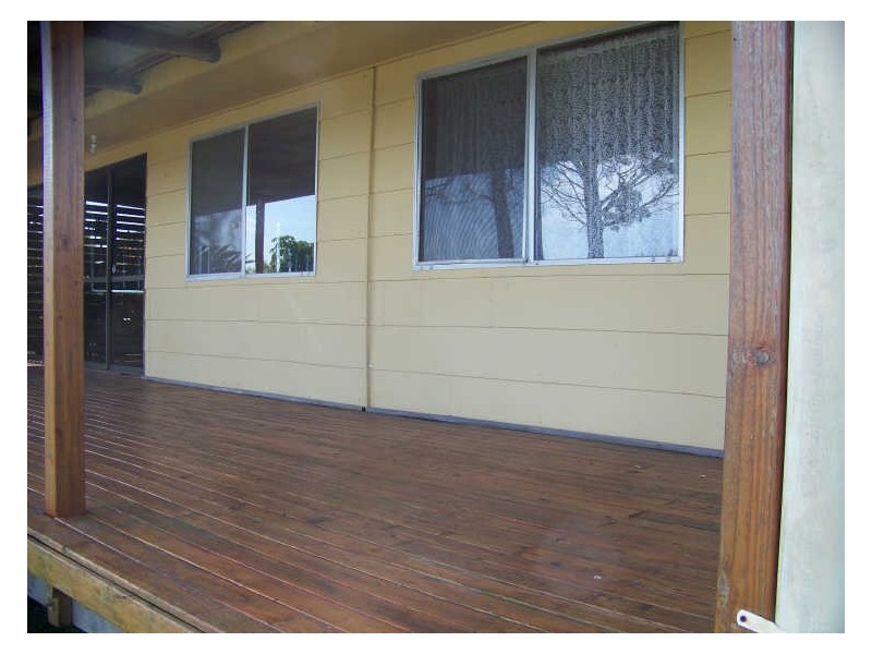 112 Western Road, Macleay Island QLD 4184