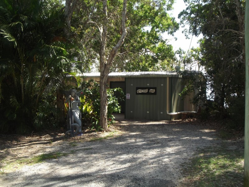 17 Benowa Street, Macleay Island QLD 4184