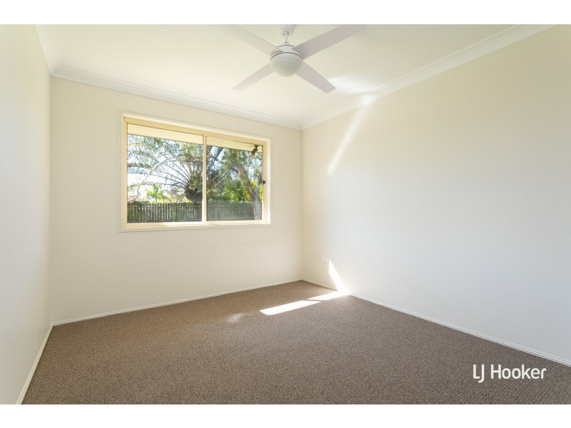 12 Jay Crescent, Redland Bay QLD 4165