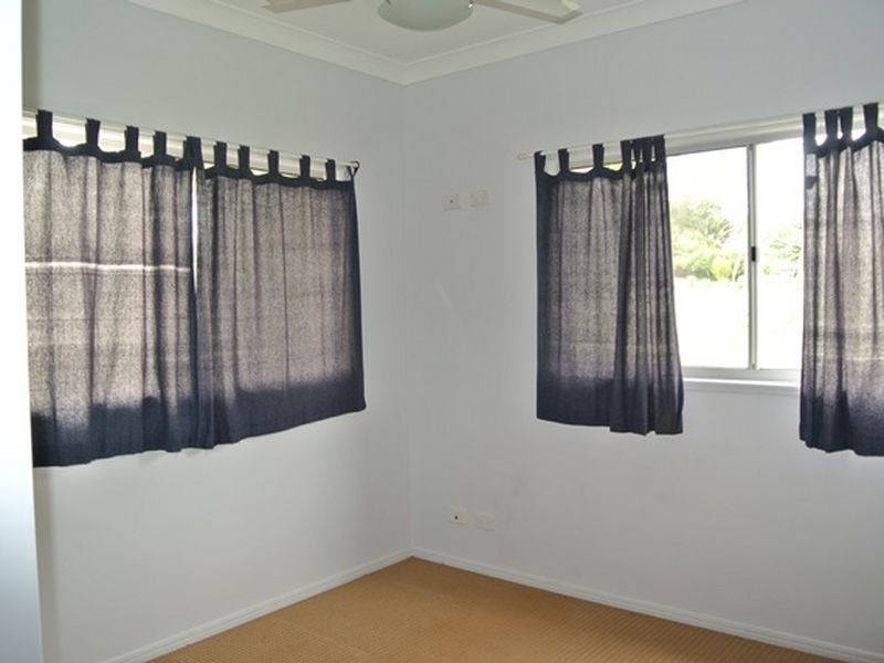 10 Frenchem Tce, Macleay Island QLD 4184