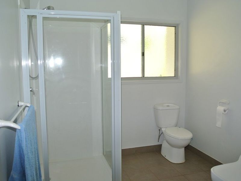 10 Frenchem Tce, Macleay Island QLD 4184