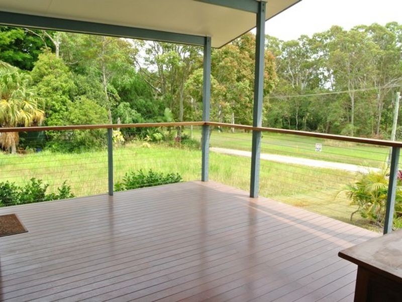 10 Frenchem Tce, Macleay Island QLD 4184