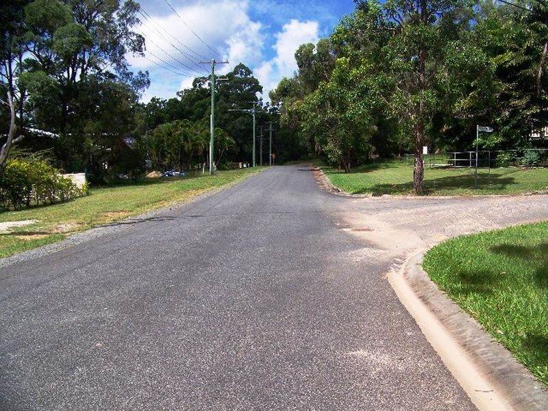 12 Wharf Street, Macleay Island QLD 4184