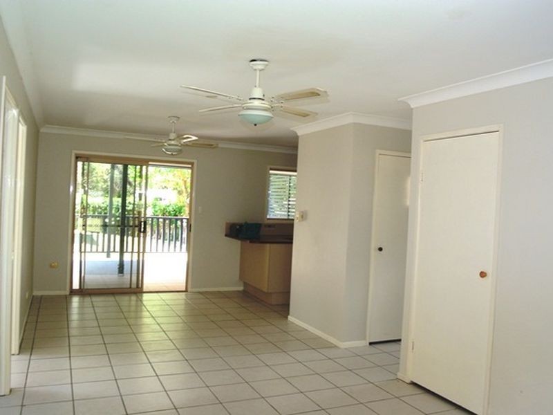 6 William Street, Macleay Island QLD 4184