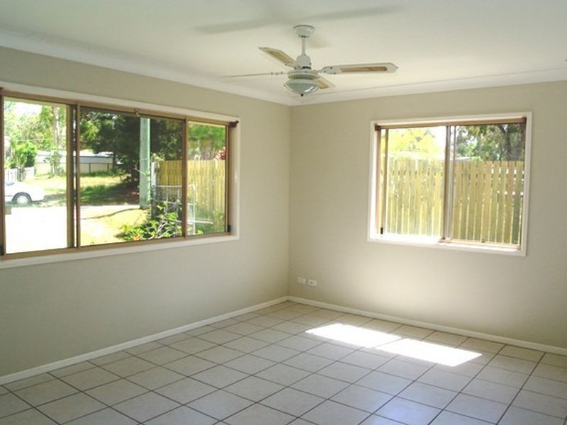 6 William Street, Macleay Island QLD 4184