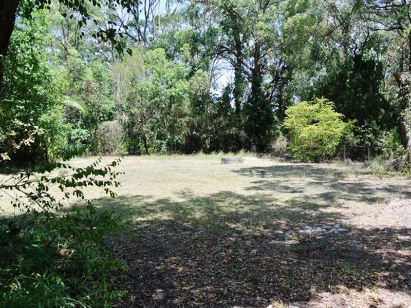 22 Mango, Macleay Island QLD 4184
