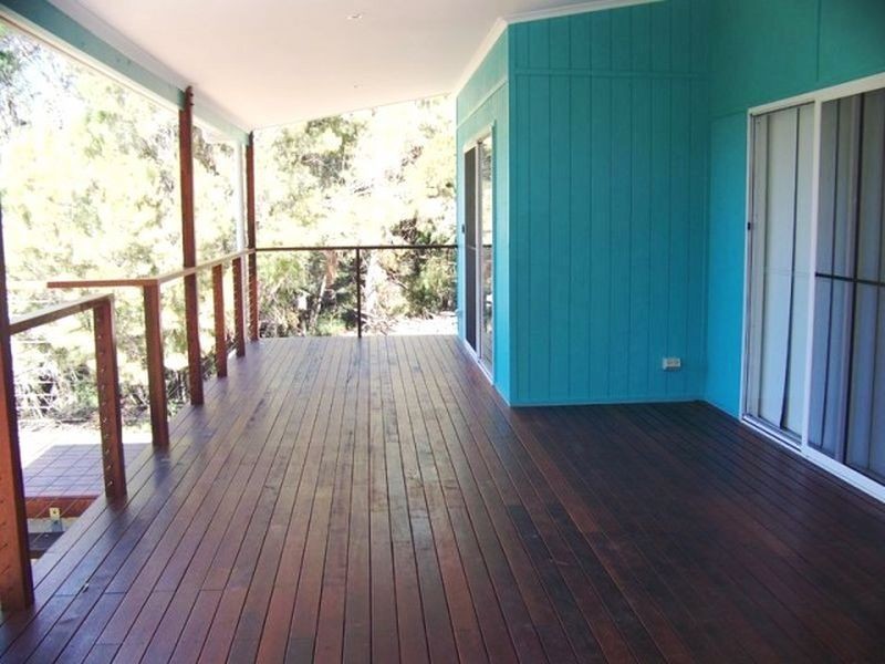 12 Glen Street, Macleay Island QLD 4184